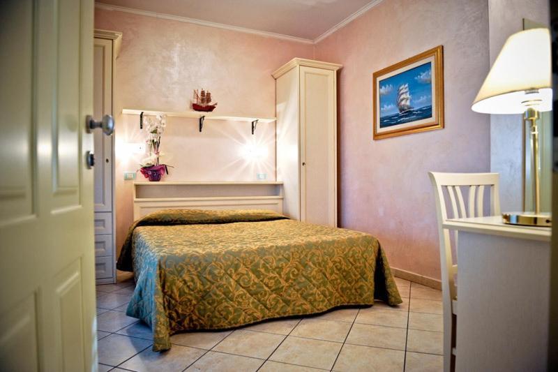 Hotel Residence Veliero リッチョーネ エクステリア 写真