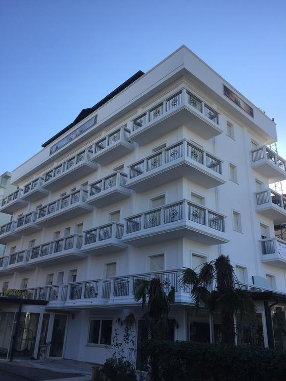 Hotel Residence Veliero リッチョーネ エクステリア 写真