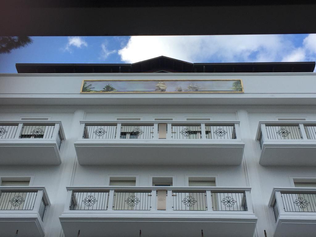 Hotel Residence Veliero リッチョーネ エクステリア 写真